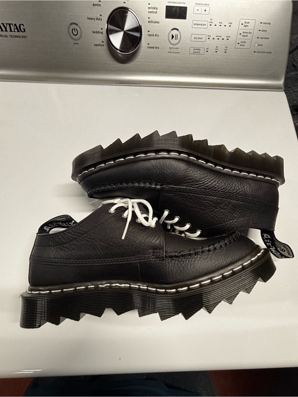 Doc Marten x NANAMICA MIE - Picture 6 of 9